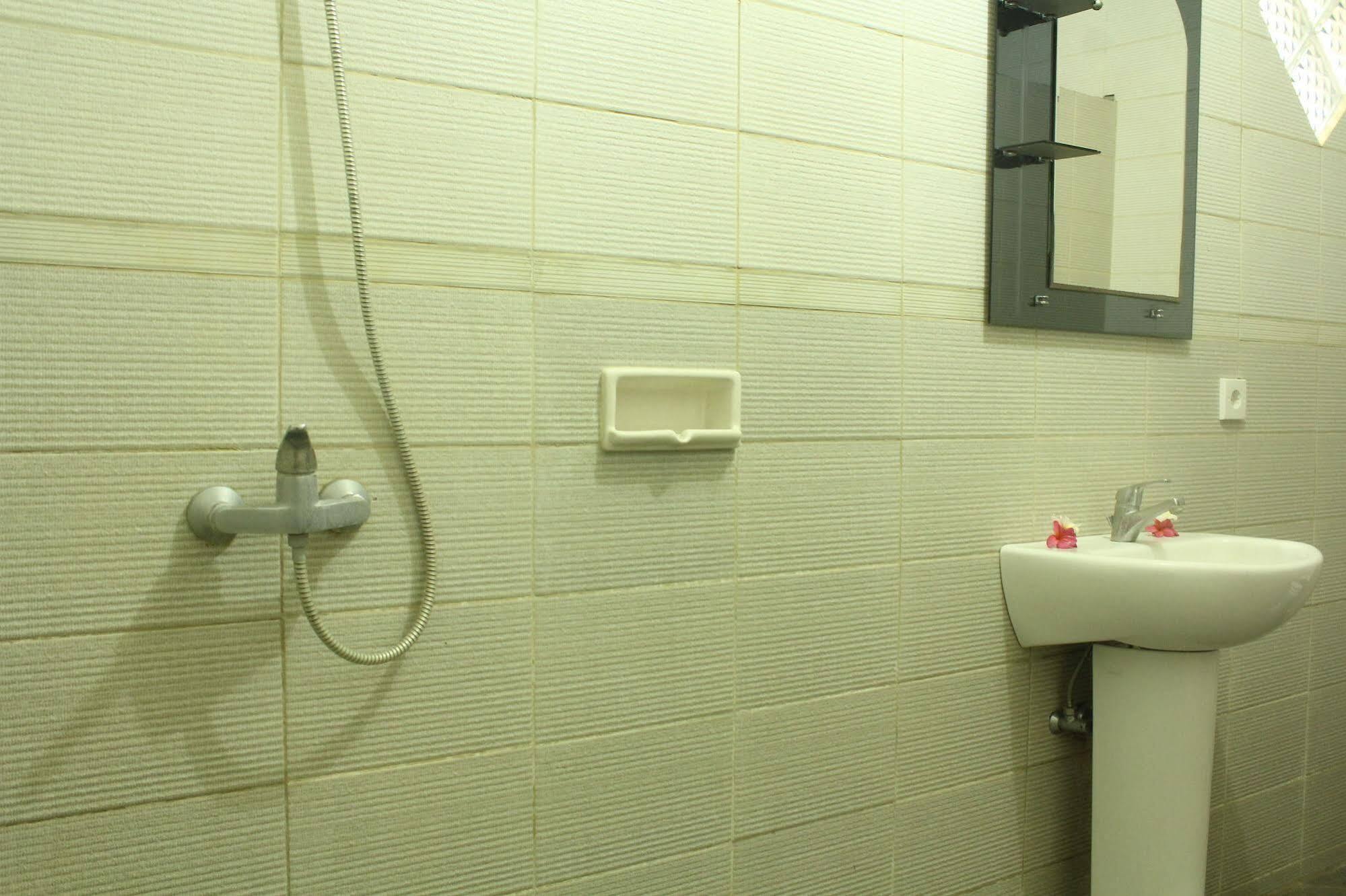 Berlian Inn Kuta Lombok Eksteriør billede