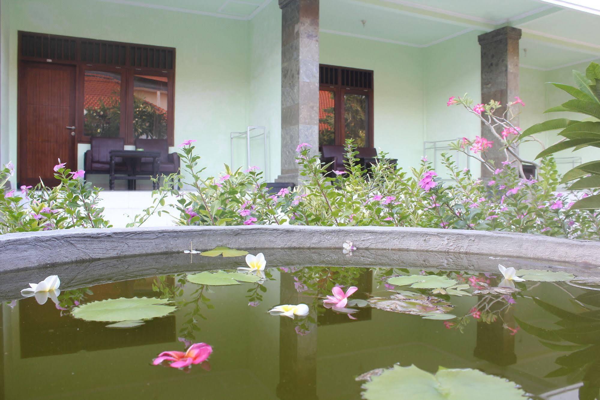 Berlian Inn Kuta Lombok Eksteriør billede